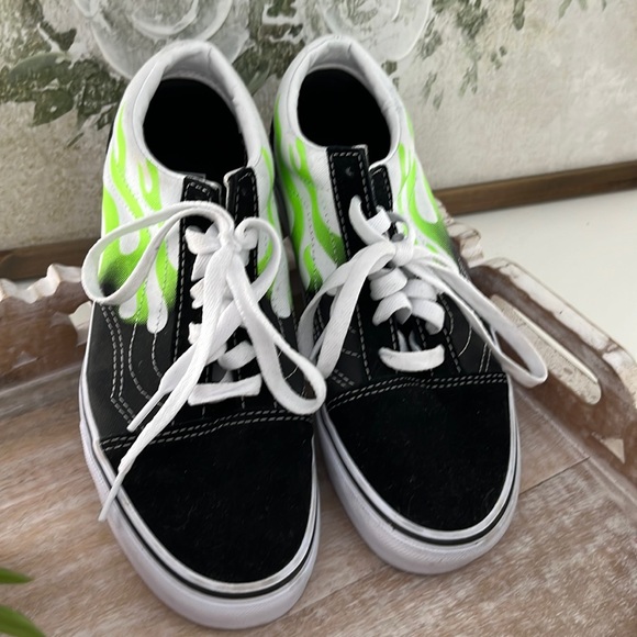 Vans Shoes - Vans with green flames size 6 mens/7.5 womens